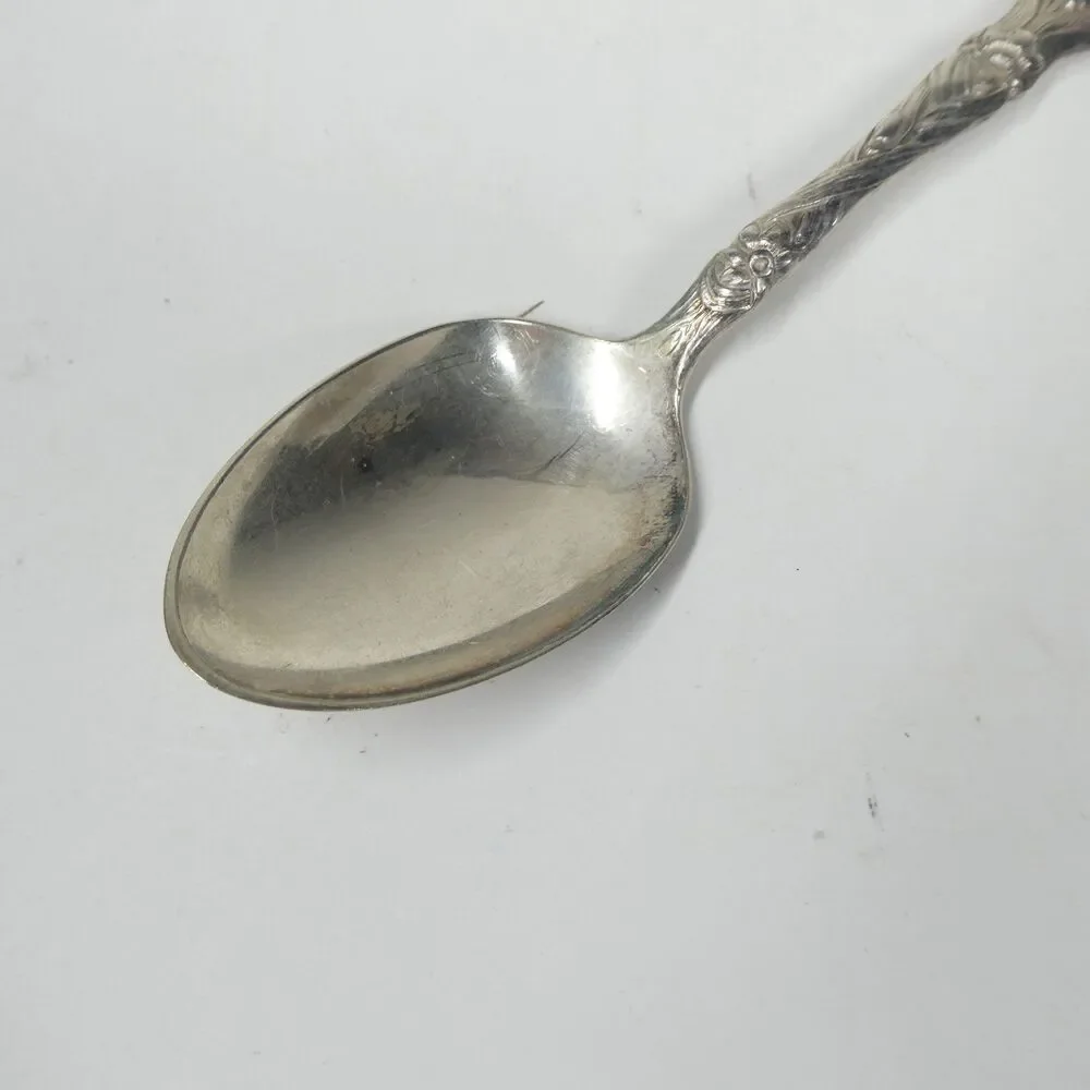 Log Cabin Syrup Towle Souvenir Spoon St. Paul USA Floral Teaspoon Antique